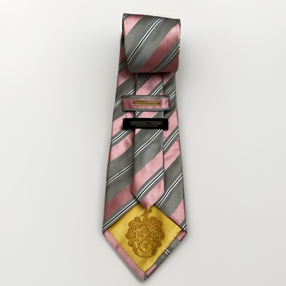 Donald TRUMP Signature Collection Handmade 100% Silk Designer Tie Gray Striped - Picture 2 of 10